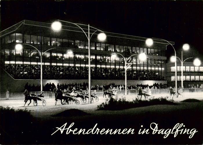 Daglfing Muenchen Trabrennbahn bei Nacht