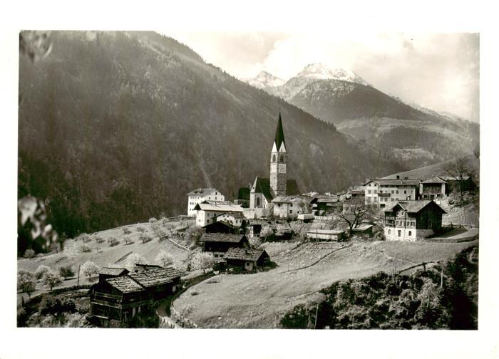 St Pankraz San Pancrazio Ultental IT Panorama mit Kirche