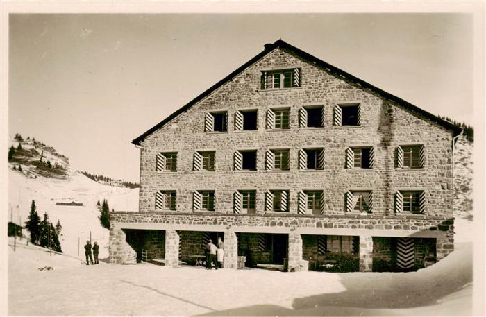 Bretaye 1800m VD Cabane Militaire de la 1ere Division