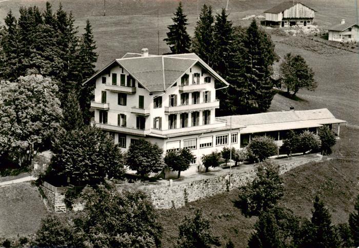 Beatenberg Thunersee BE Ferienheim Amisbuehl Fliegeraufnahme