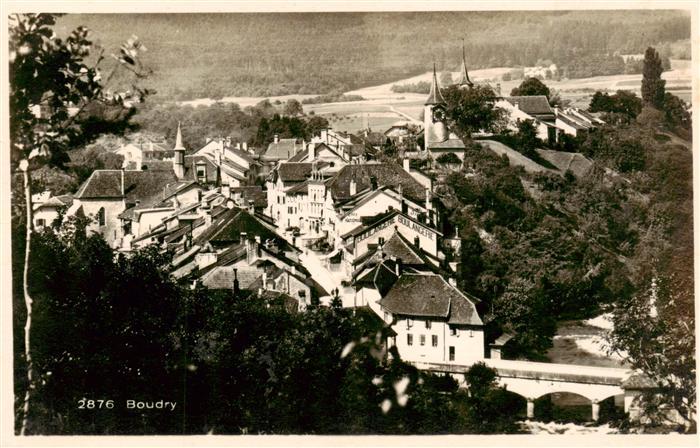 Boudry NE Ortsansicht mit Kirche