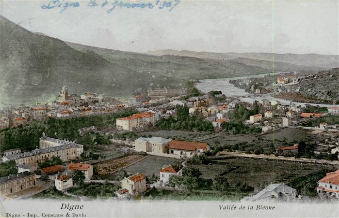 Digne-les-Bains 04 Alpes-de-Haute-Provence Vue panoramique Vallée de la Bléone