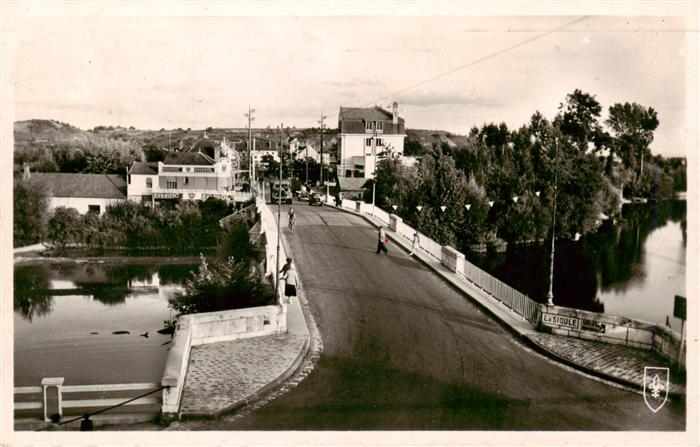 Saint-Pourcain-sur-Sioule Le Grand Pont sur la Sioule