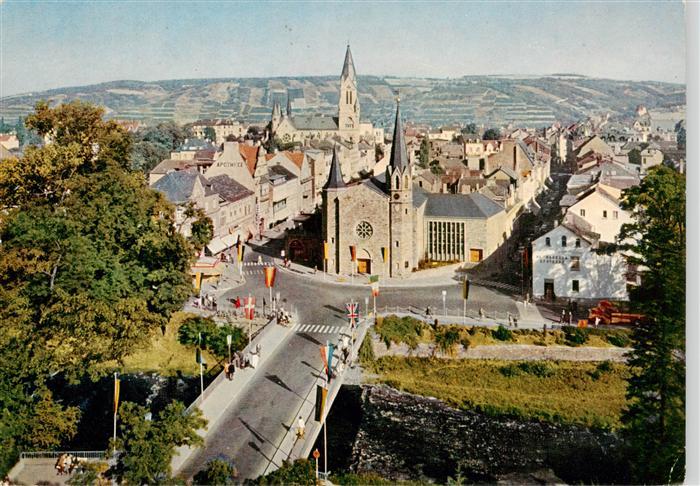Bad Neuenahr-Ahrweiler Kurgartenbruecke mit evangelischer Kirche