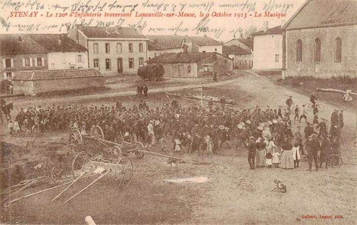 Stenay 55 Meuse Le 120e d’Infanterie traversant Laneuville sur Meuse La Musique