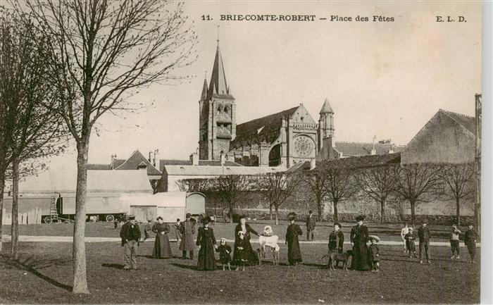 Brie-Comte-Robert 77 Seine-et-Marne Place des Fetes