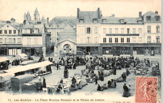 Les Andelys 27 Eure La Place Nicolas Poussin et le Palais de Justice