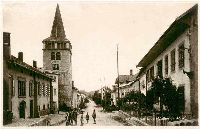 Le Lieu VD Strassenpartie