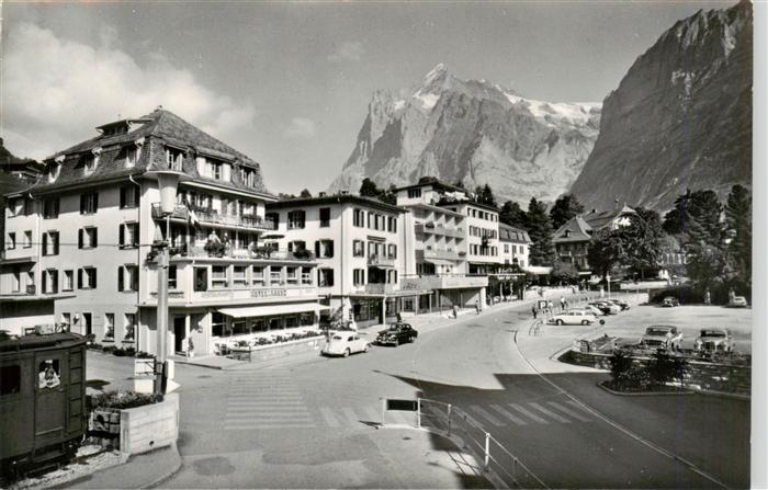 Grindelwald BE mit Wetterhorn Hotel Weisses Kreuz und Post