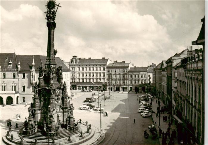 Olomouc Olmuetz CZ Mestska pamatkova reservace Trojicni sloup jedna z nejvetsich