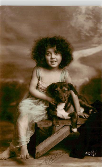 Foto DLG Nr. 169/1 Mädchen Hund