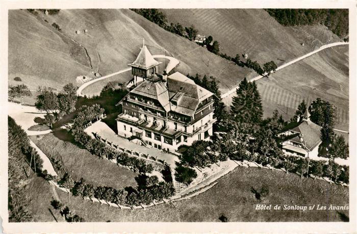 Les Avants VD Hôtel de Sonloup vue aérienne
