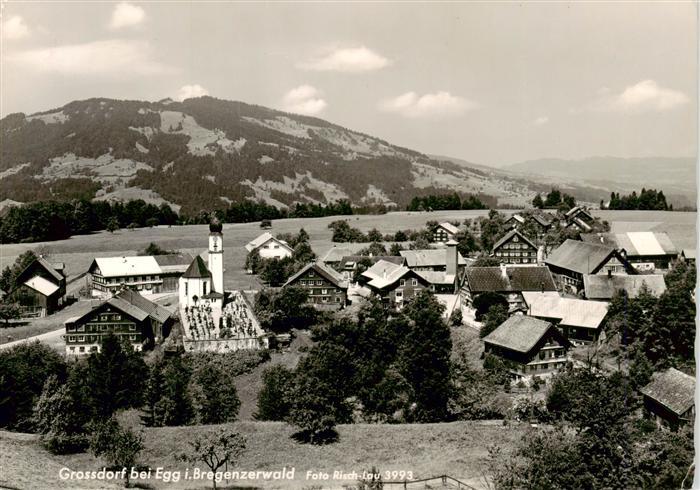 Grossdorf Egg Vorarlberg AT Ortsansicht mit Kirche