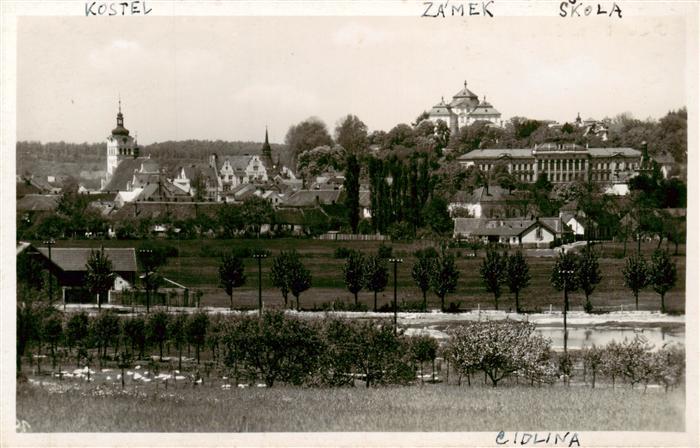 Chlumec Cidlinou Chlumetz Zidlina CZ Ansicht mit Kirche Schloss Schule