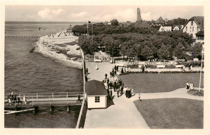 LABOE Ostseebad mit Marine-Ehrenmal