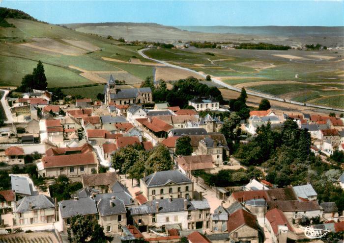 Oger Vue aérienne générale et le vignoble