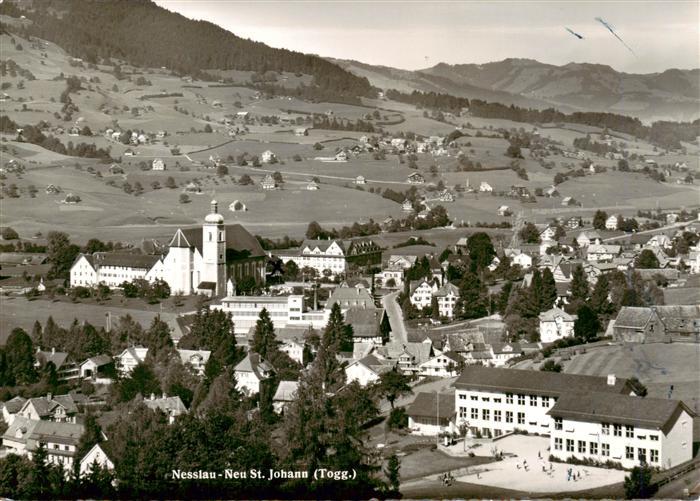 Nesslau Toggenburg SG Stadtpanorama mit Kirche