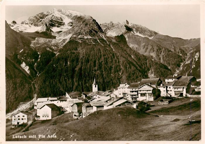 Latsch GR Bergdorf Ansicht mit Kirche Blick gegen Piz Aela