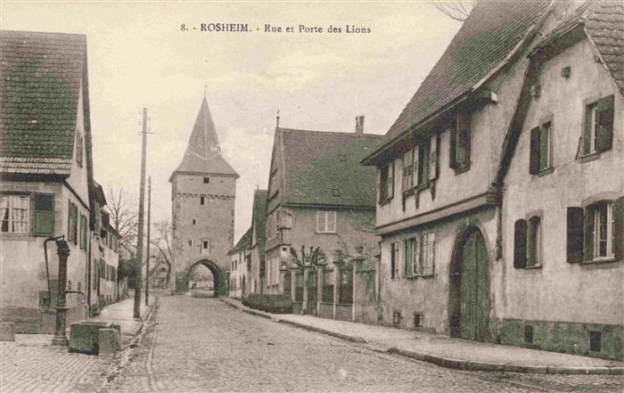 Rosheim 67 Alsace Rue et Porte des Lions
