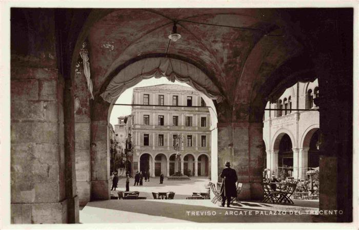 Treviso Veneto IT Arcate Palazzo del Trecento