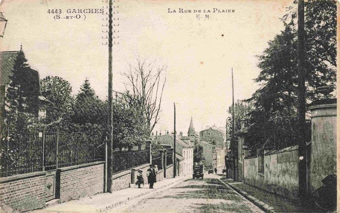Garches 92 Hauts-de-Seine Rue de la Plaine