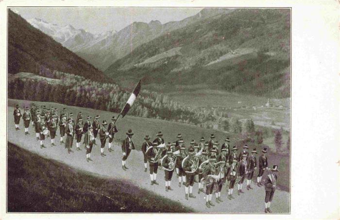 Mieders Stubaital Tirol AT Schützenkompagnie mit Musik Stubaital A