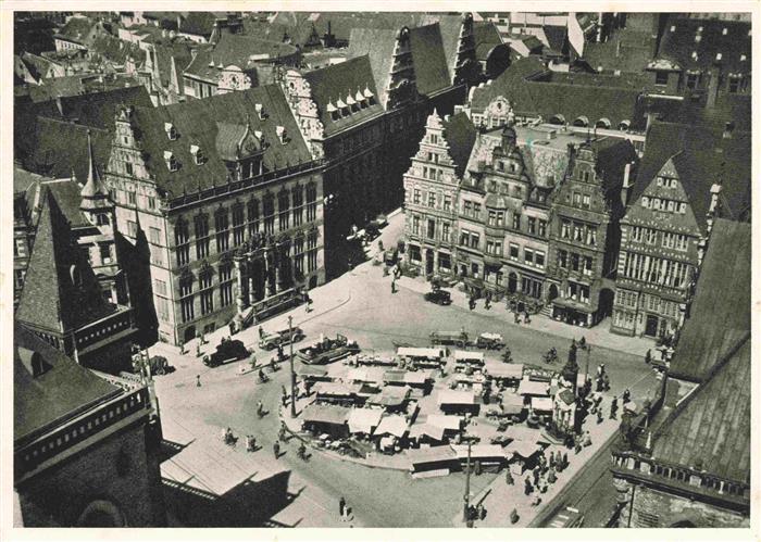 BREMEN CITY Blick vom Dom auf den Rathausplatz