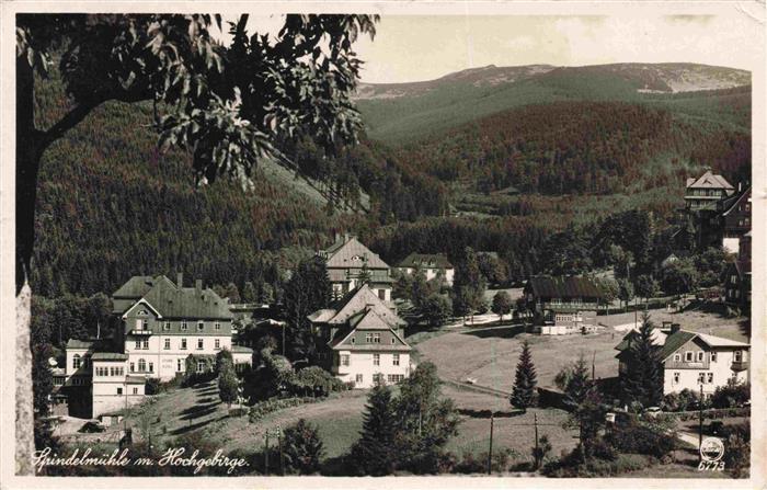Spindelmuehle Riesengebirge Spindleruv Mlyn CZ Panorama mit Ausblick auf das Hoc