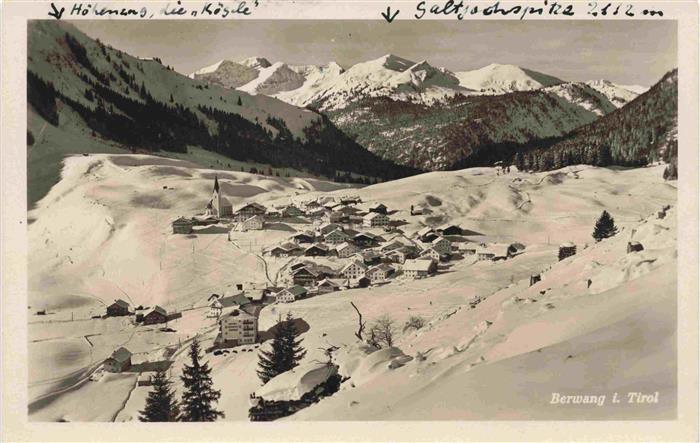 Berwang Tirol AT Panorama Wintersportplatz Alpen