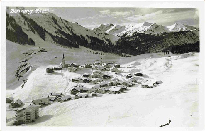 Berwang Tirol AT Winterpanorama