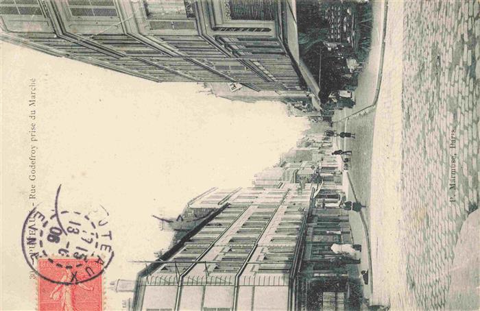 Puteaux 92 Hauts-de-Seine Rue Godefroy prise du Marche