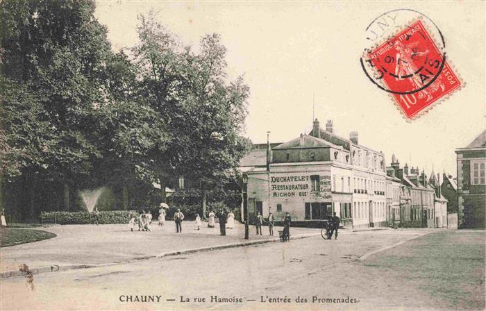 Chauny 02 Aisne La rue Hamoise L'entree des Promenades