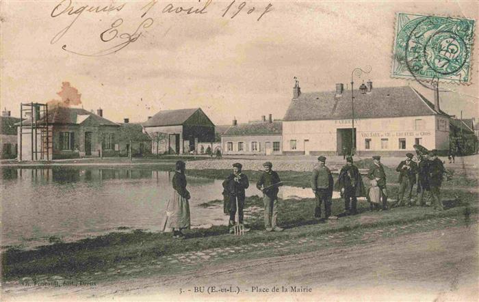Bu 28 Eure-et-Loir Place de la Mairie