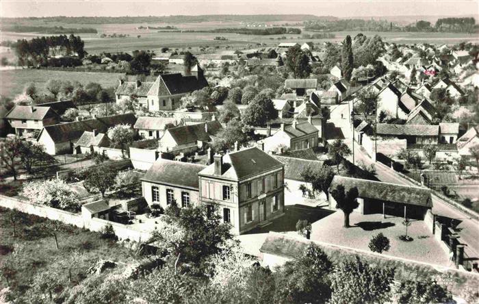 Saussay d Eure-et-Loir 28 Ecoles Mairie et vue générale