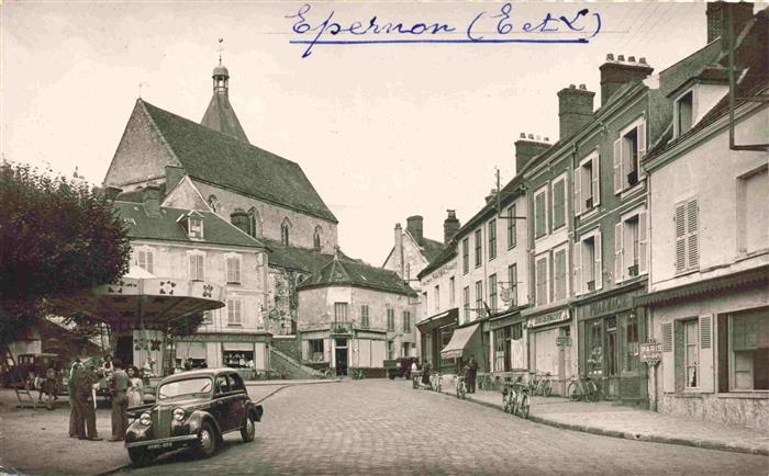 Epernon 28 Eure-et-Loir Place Aristide Briand