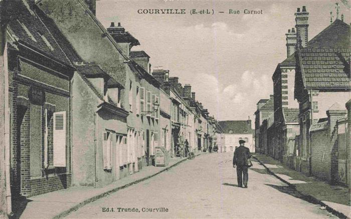 Courville -sur-Eure 28 Eure-et-Loir Rue Carnot