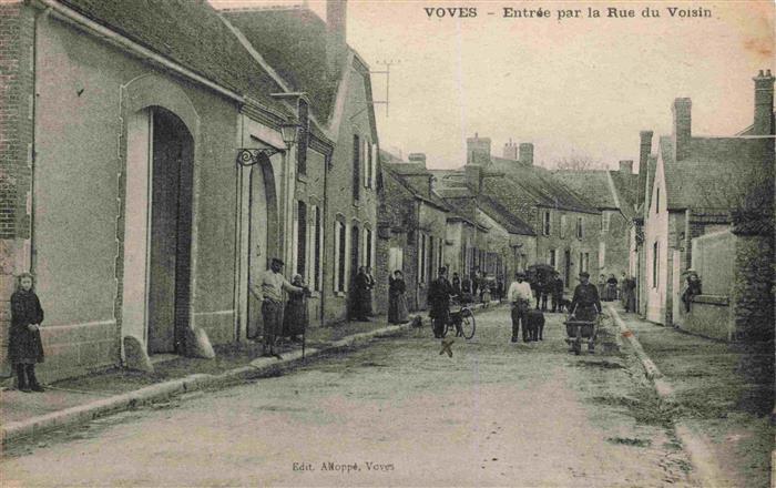Voves 28 Eure-et-Loir Entrée par la Rue du Voisin