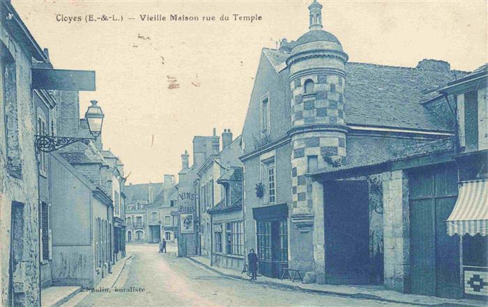 Cloyes-sur-le-Loir 28 Eure-et-Loir Vieille Maison rue du Temple