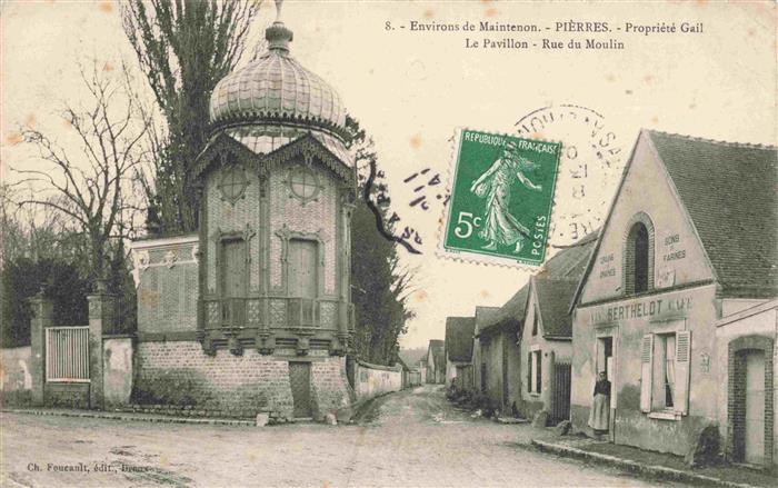 Pierres 28 Eure-et-Loir Le Pavillon Rue du Moulin