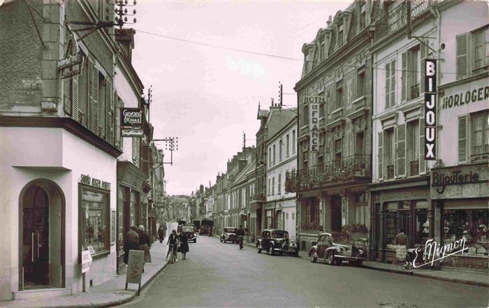 Dreux 28 Eure-et-Loir Rue St Martin L'Hotel de France
