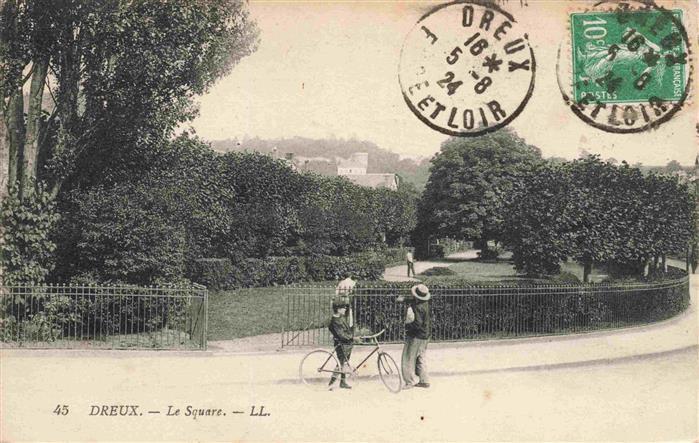 Dreux 28 Eure-et-Loir Le Square