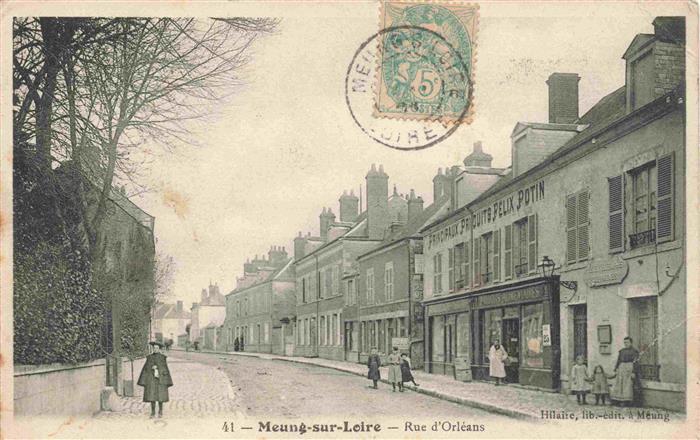 Meung-sur-Loire 45 Loiret Rue d'Orléans