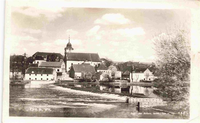 Tyn nad Vltavou CZ Partie am Fluss