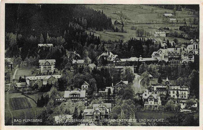 Bad Flinsberg Swieradow Zdroj PL Panorama Brunnenstrasse und Kurplatz