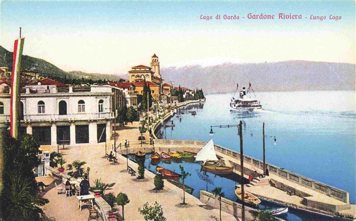 Gardone Riviera di Garda IT Lungolago