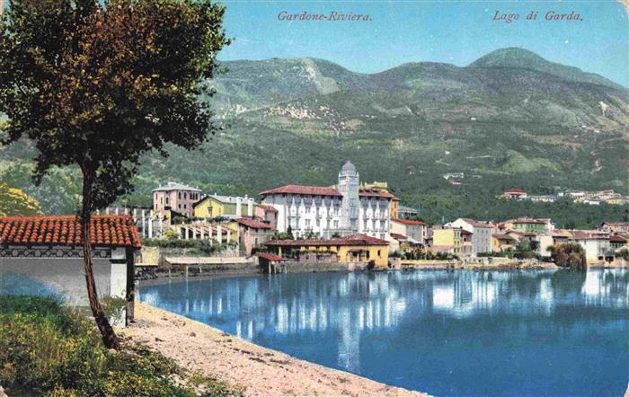 Gardone Riviera di Garda IT Partie am Ufer