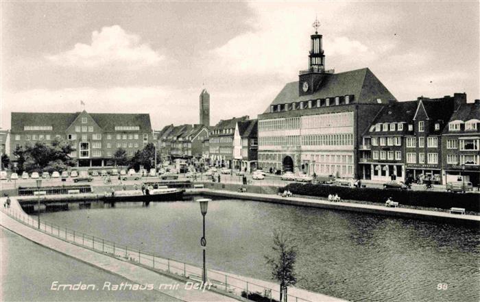 EMDEN Ostfriesland Rathaus mit Delft