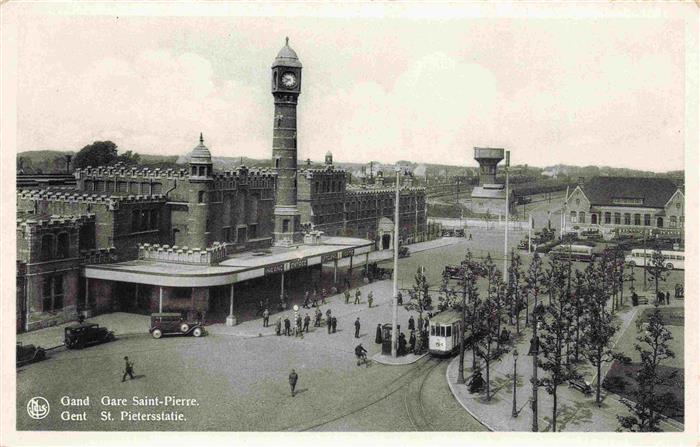 GENT Gand Belgie St Pietersstatie