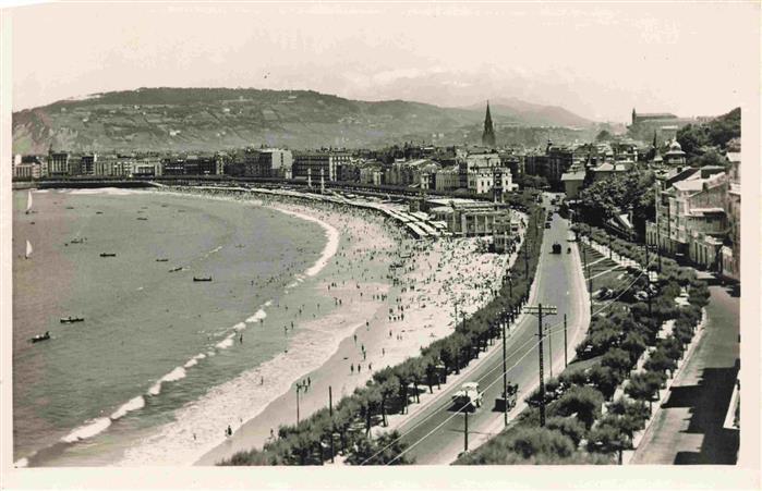 SAN SEBASTIAN Saint-Sebastien Pais Vasco ES Vista general de la Playa