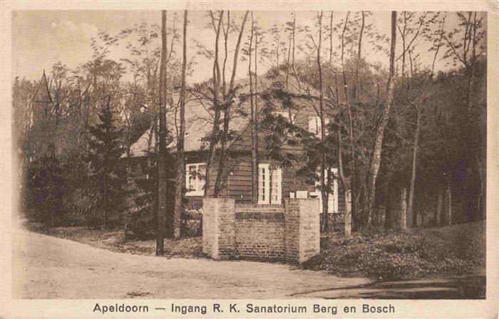 Apeldoorn NL Ingang RK Sanatorium Berg en Bosch